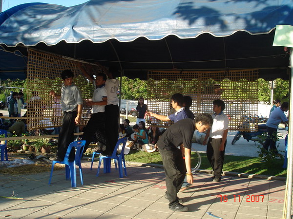 ../Picture/2550/DSC04016.JPG