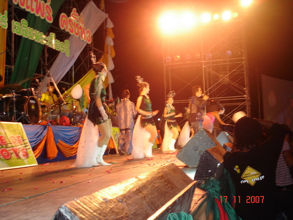 ../Picture/2550/DSC04147.JPG