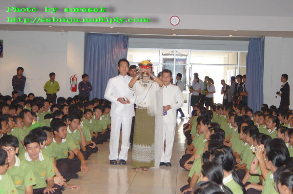 ../Picture/2553/DSC_0477.jpg