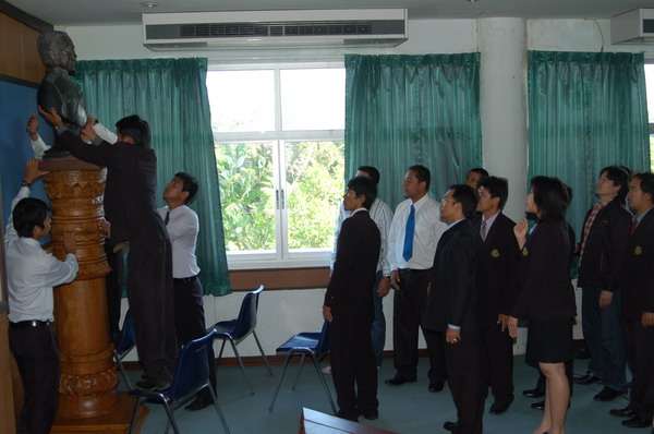 ../Picture/2553/MJUP2010110218232605.JPG