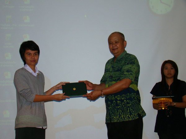 ../Picture/2553/MJUP2010110910302902.JPG
