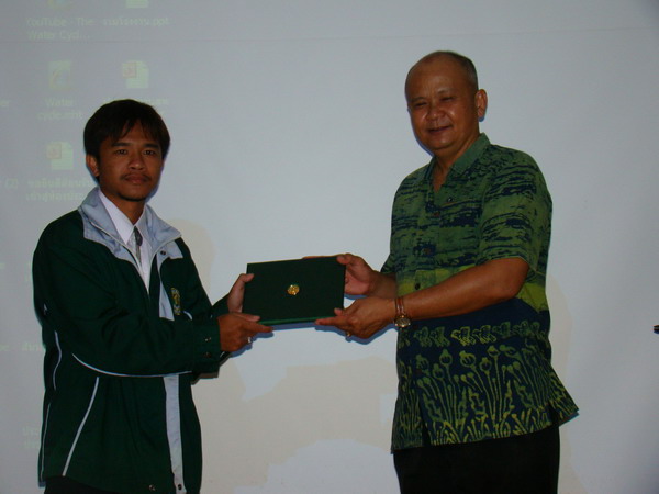 ../Picture/2553/MJUP2010110910310103.JPG