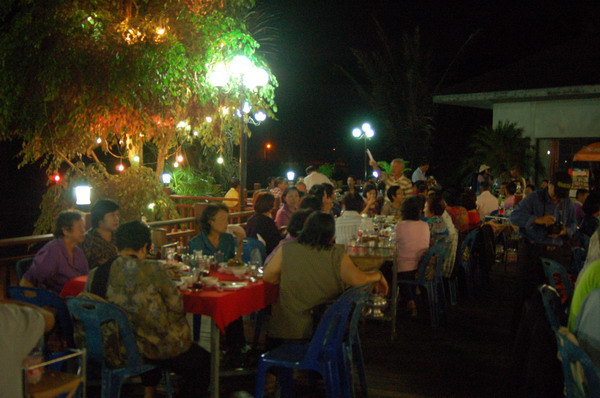 ../Picture/2553/MJUP2010112216300403.JPG