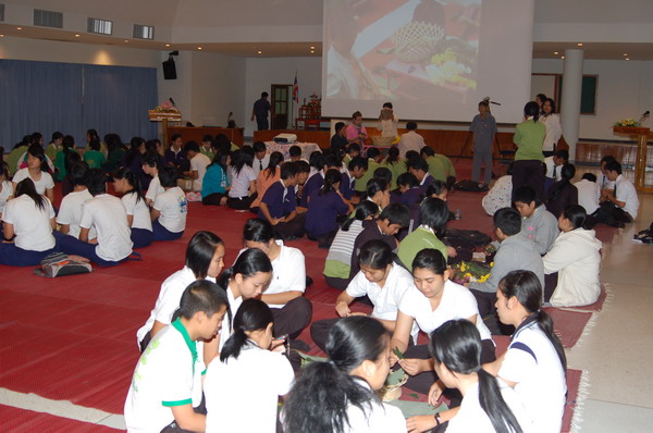 ../Picture/2553/MJUP2010112315032105.JPG