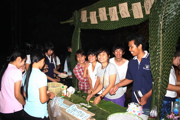 ../Picture/2553/MJUP2010112318250102.jpg