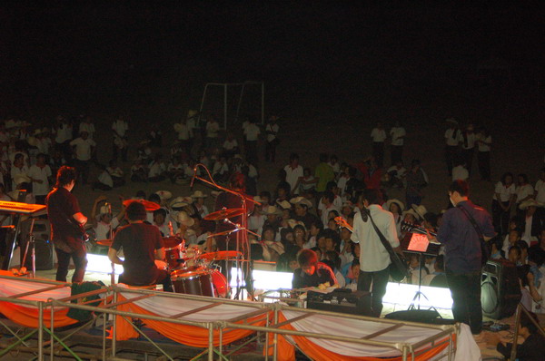 ../Picture/2553/MJUP2010112917150303.JPG