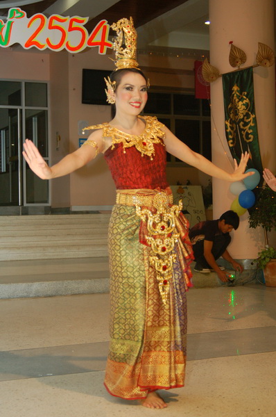 ../Picture/2554/MJUP2011010412103410.JPG