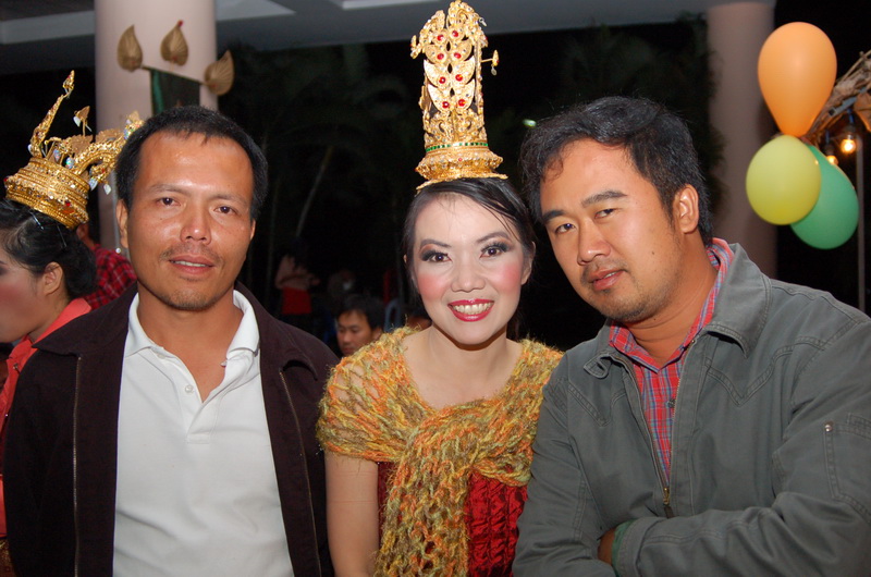 ../Picture/2554/MJUP2011010412122502.JPG