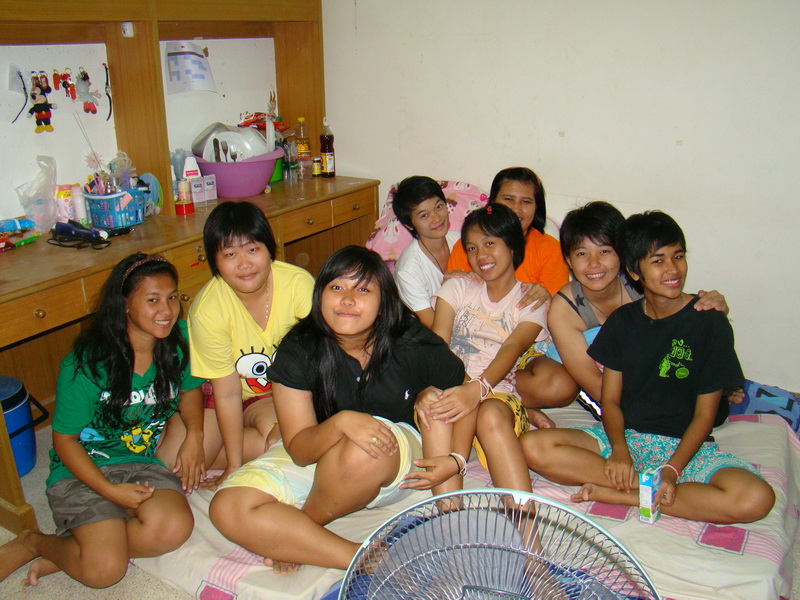../Picture/2554/MJUP2011011916333104.JPG