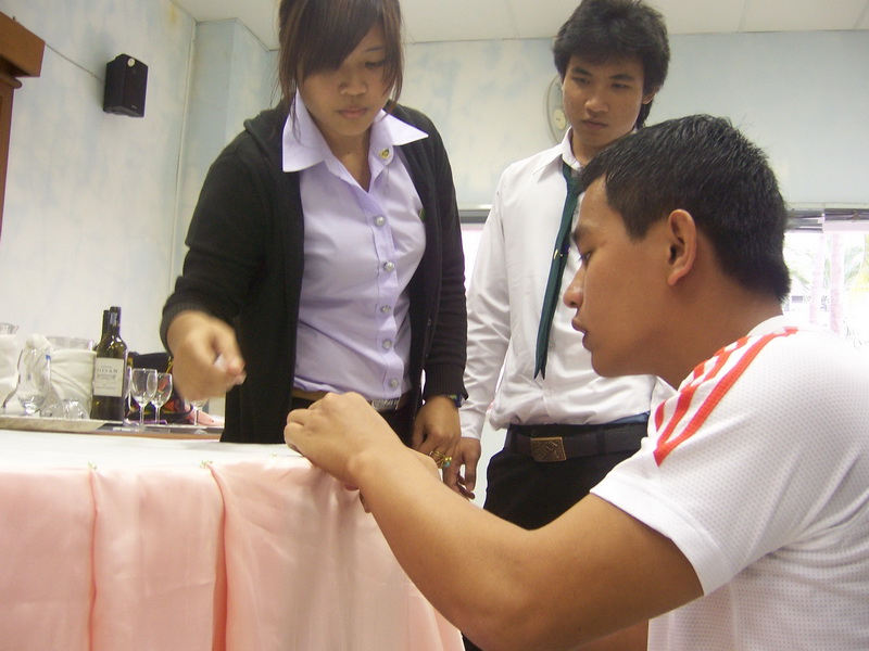 ../Picture/2554/MJUP2011020222251504.JPG
