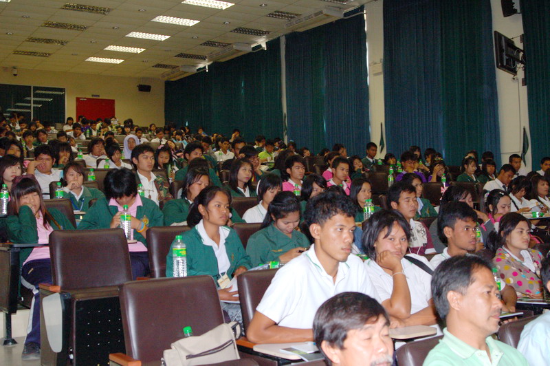 ../Picture/2554/MJUP2011022510210407.JPG