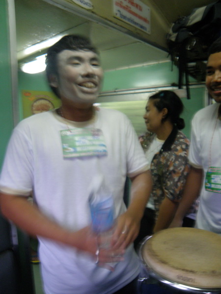 ../Picture/2554/MJUP2011051913393302.JPG