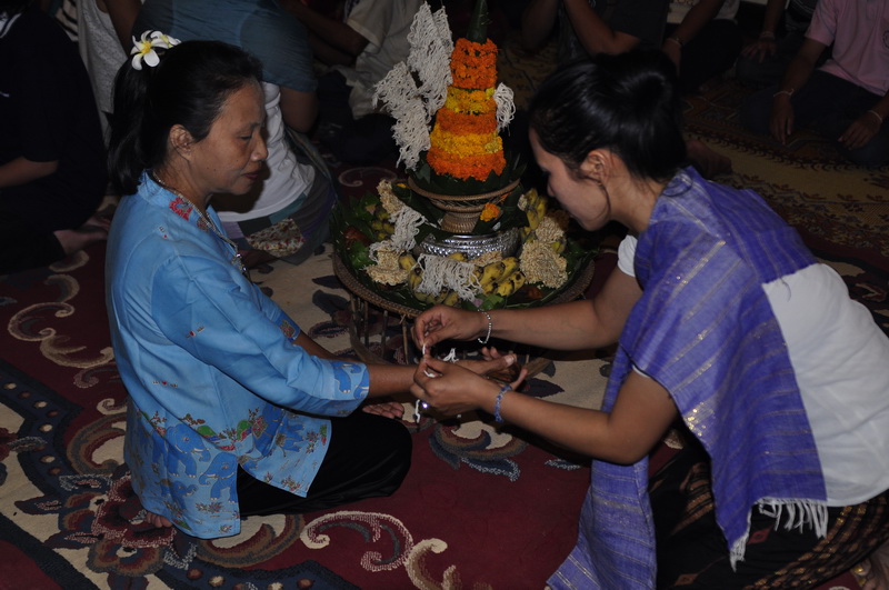 ../Picture/2554/MJUP2011092614544905.JPG