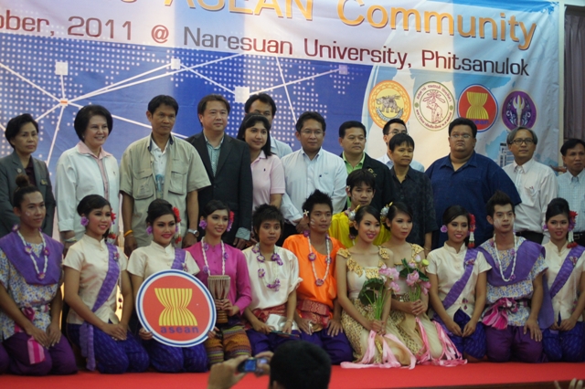 ../Picture/2554/MJUP2011101811040501.JPG