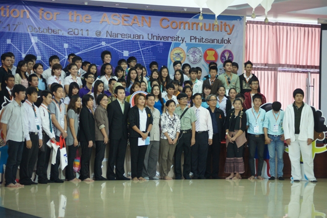 ../Picture/2554/MJUP2011101811072601.JPG