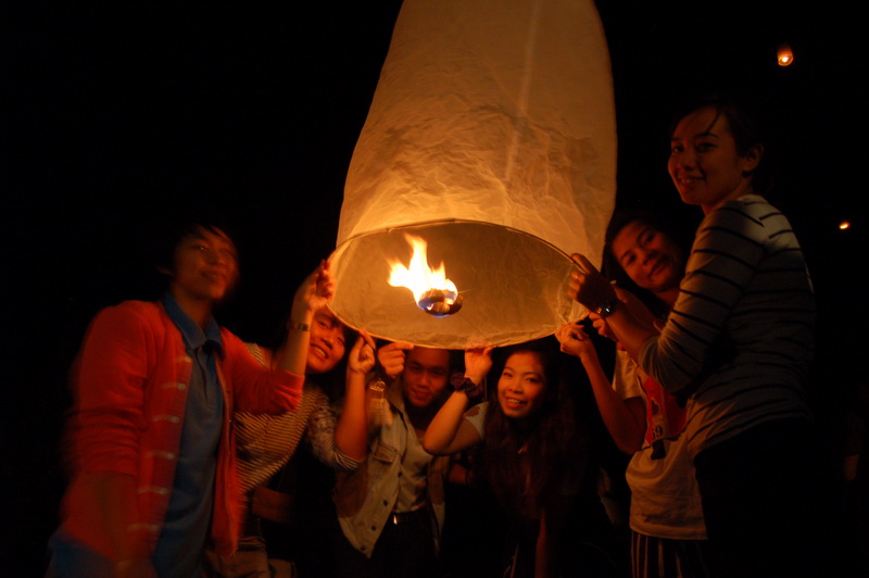 ../Picture/2554/MJUP2011111017034510.JPG
