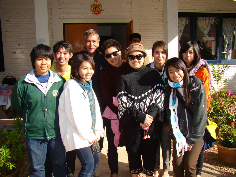 ../Picture/2554/MJUP2011122713303902.JPG