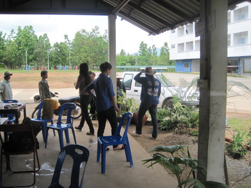 ../Picture/2555/MJUP2012060113531002.jpg