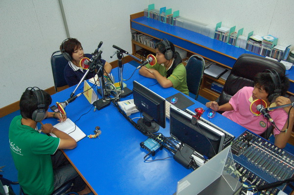 ../Picture/2555/MJUP2012080718584010.JPG