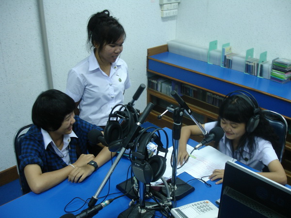 ../Picture/2555/MJUP2012080719035003.JPG