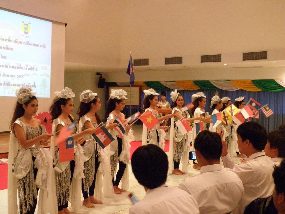 ../Picture/2555/MJUP2012081211564704.jpg