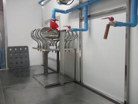 ../Picture/2555/MJUP2012081520100206.jpg