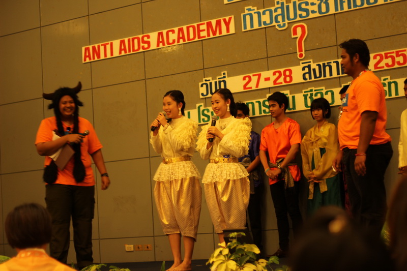 ../Picture/2555/MJUP2012090609575705.JPG