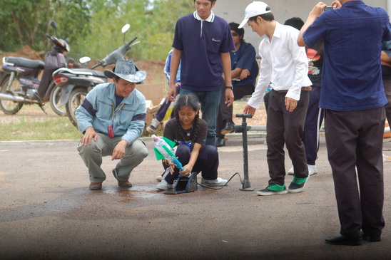 ../Picture/2555/MJUP2012100214230810.JPG