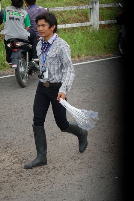 ../Picture/2555/MJUP2012100215402901.JPG