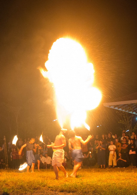 ../Picture/2555/MJUP2012120412400709.JPG