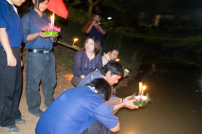 ../Picture/2555/MJUP2012120412491404.JPG