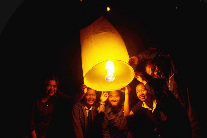 ../Picture/2555/MJUP2012120412491508.JPG