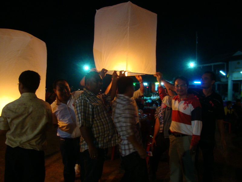 ../Picture/2555/MJUP2012121114313504.JPG