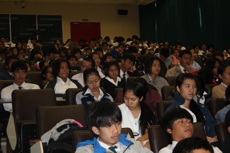 ../Picture/2555/MJUP2012121611175508.JPG