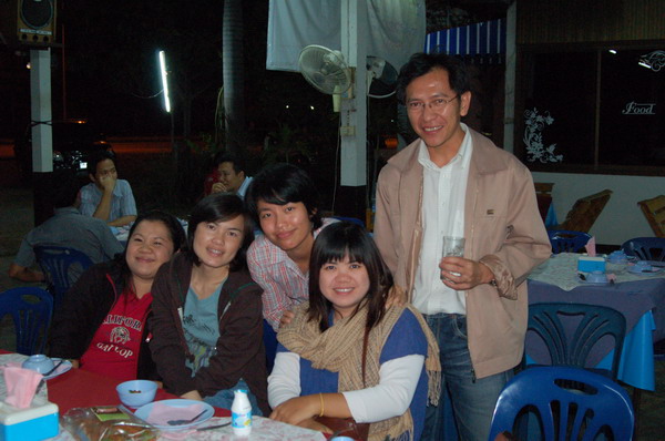 ../Picture/2553/MJUP2010120215143910.JPG