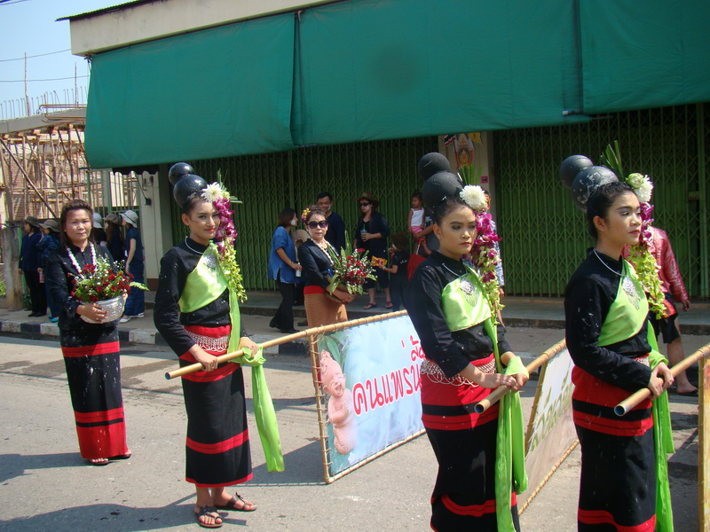 ../Picture/2554/MJUP2011041809495102.JPG