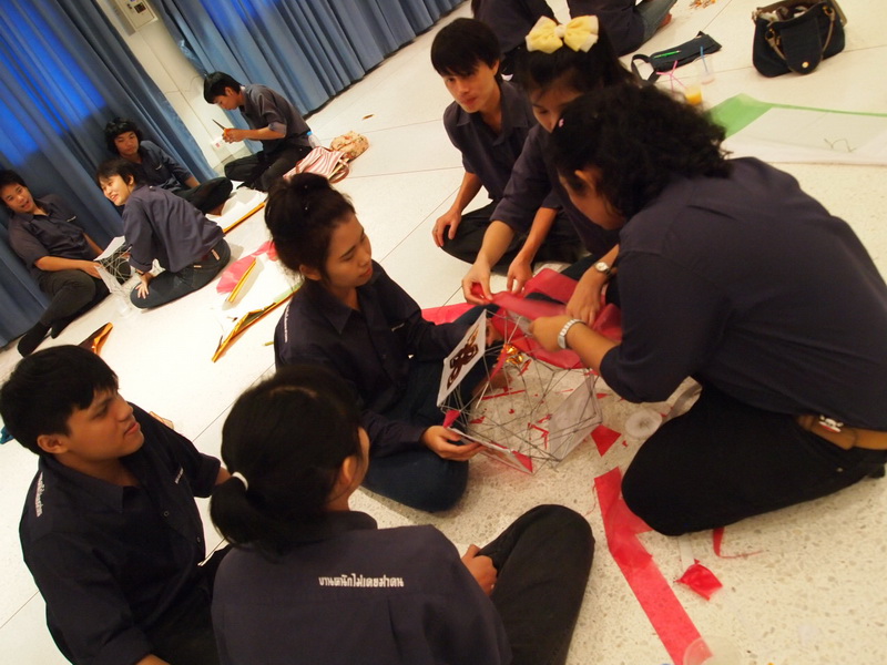 ../Picture/2555/MJUP2012111410595001.JPG